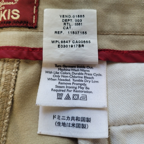 Vintage Eddie Bauer Pleated Shorts Mens 36 100% Cotton Khaki 90s Old Money - Picture 4 of 9